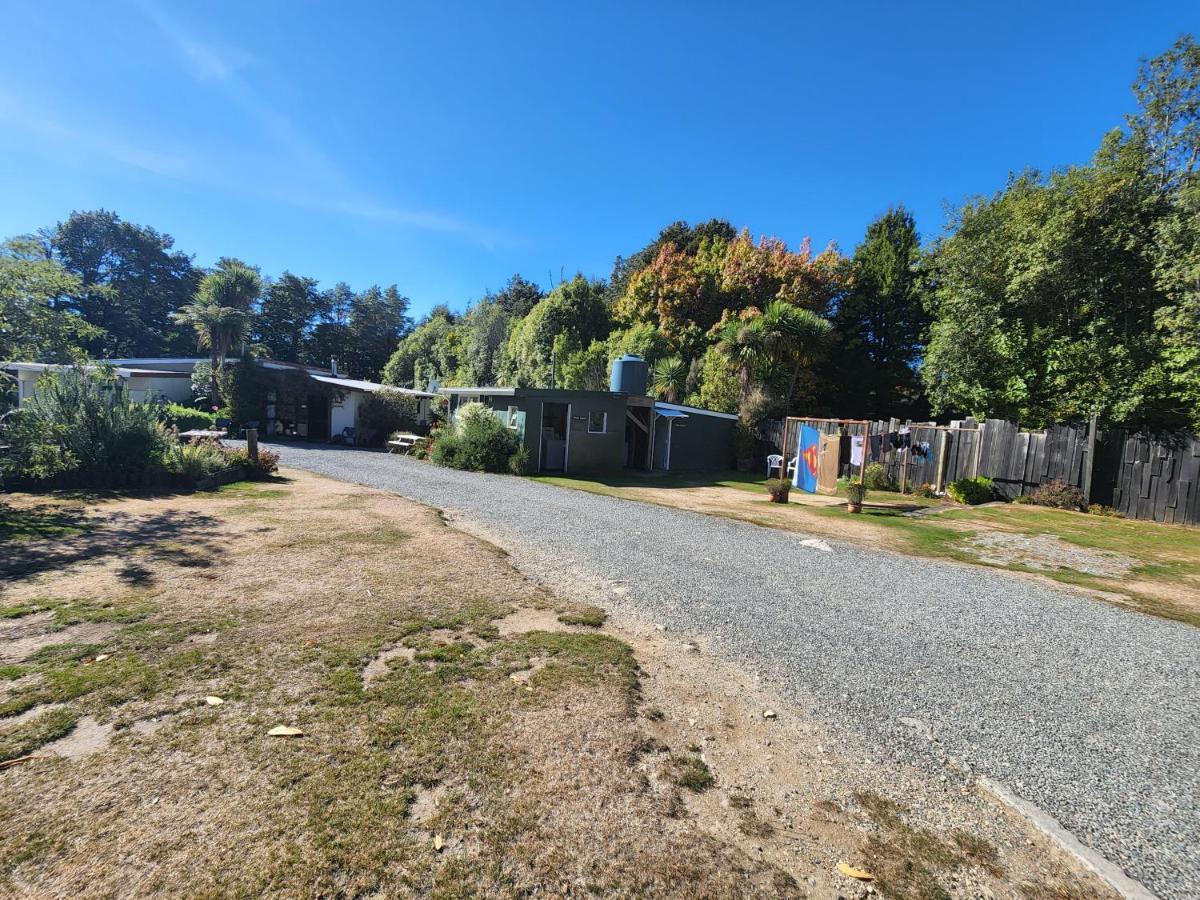 Possum Lodge Manapouri Exterior photo