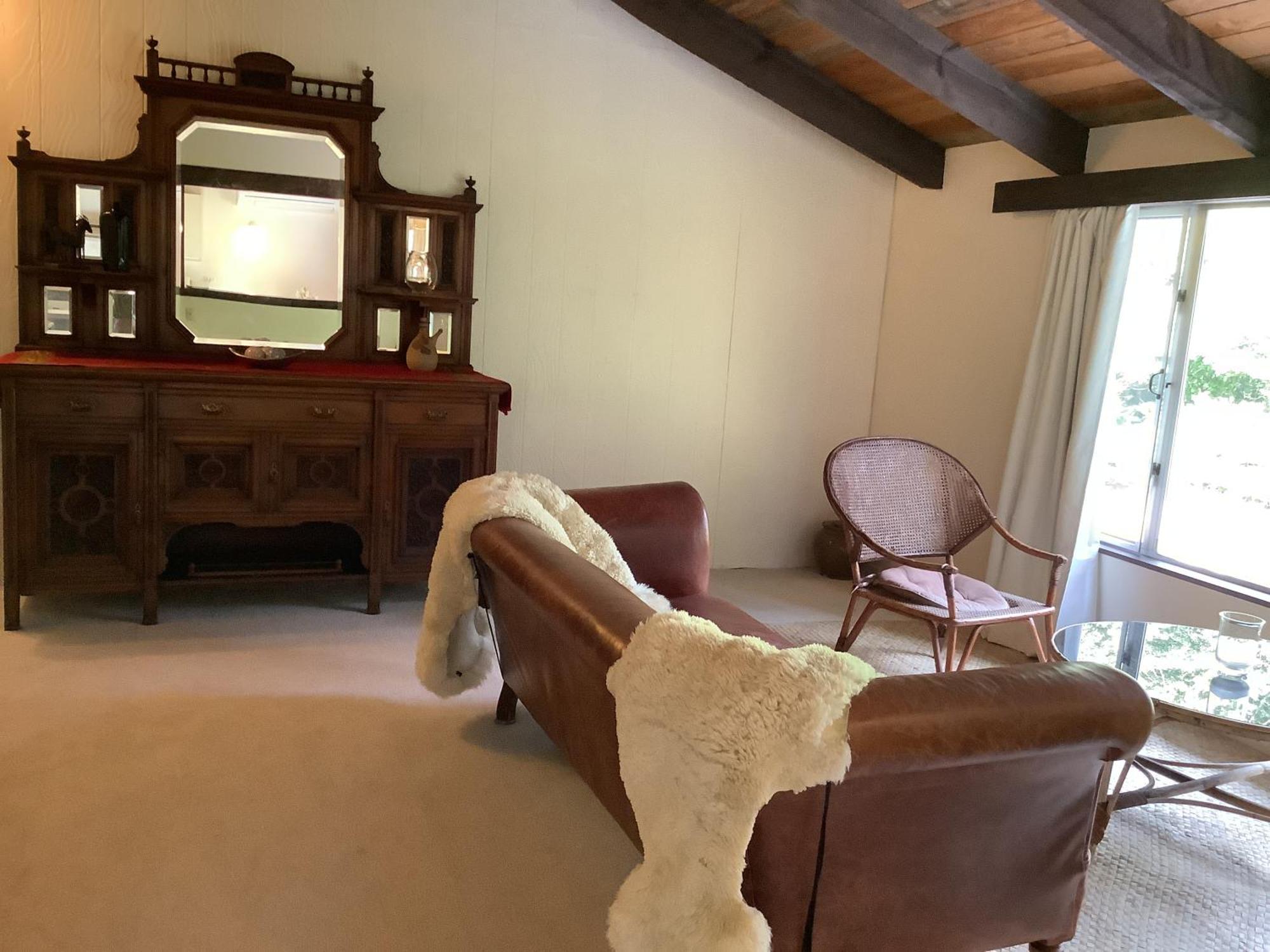 Possum Lodge Manapouri Room photo